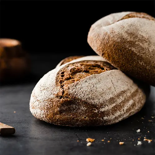 pão de mistura e de cereais mais grosseiros