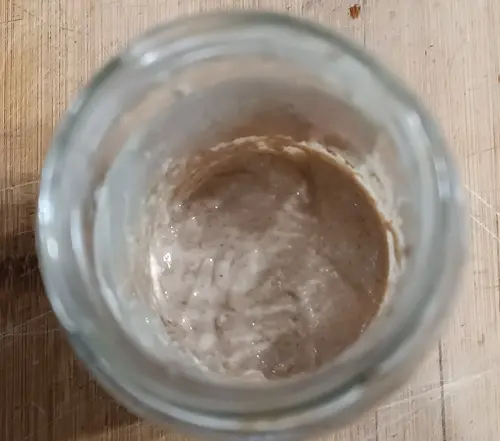 Massa mãe integral no 2.º dia de preparação